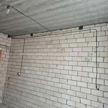 Продам квартиру, Шевченковский пер. , 1  ком., 42.20 м², без внутренних работ 
