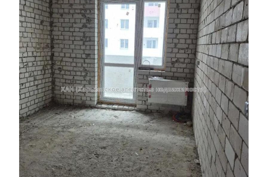 Продам квартиру, Шевченковский пер. , 1 кім., 42.20 м², без внутренних работ 