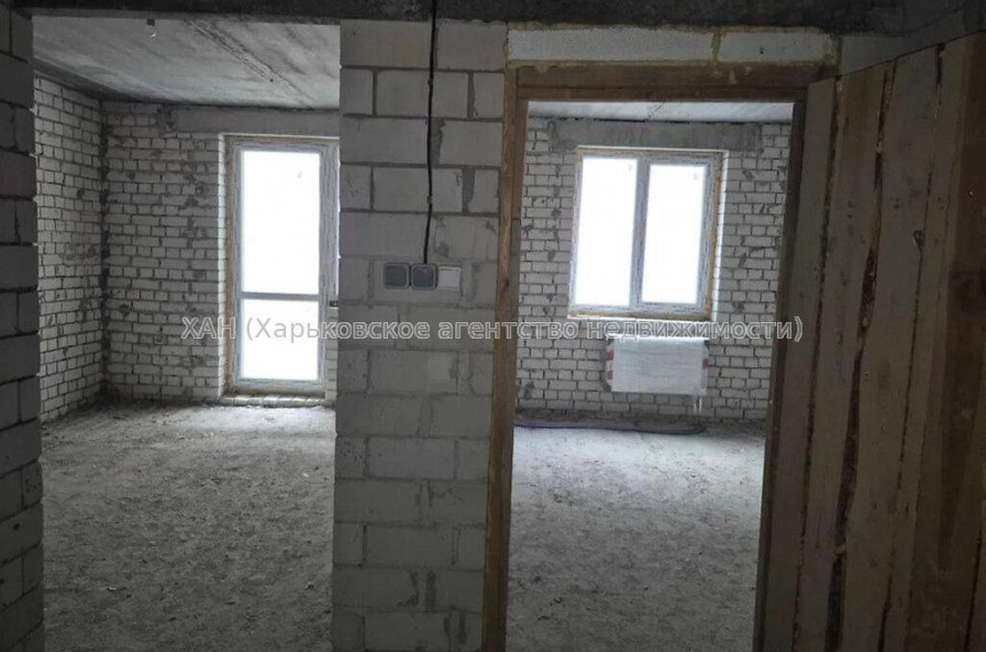 Продам квартиру, Шевченковский пер. , 1 кім., 42.20 м², без внутренних работ 