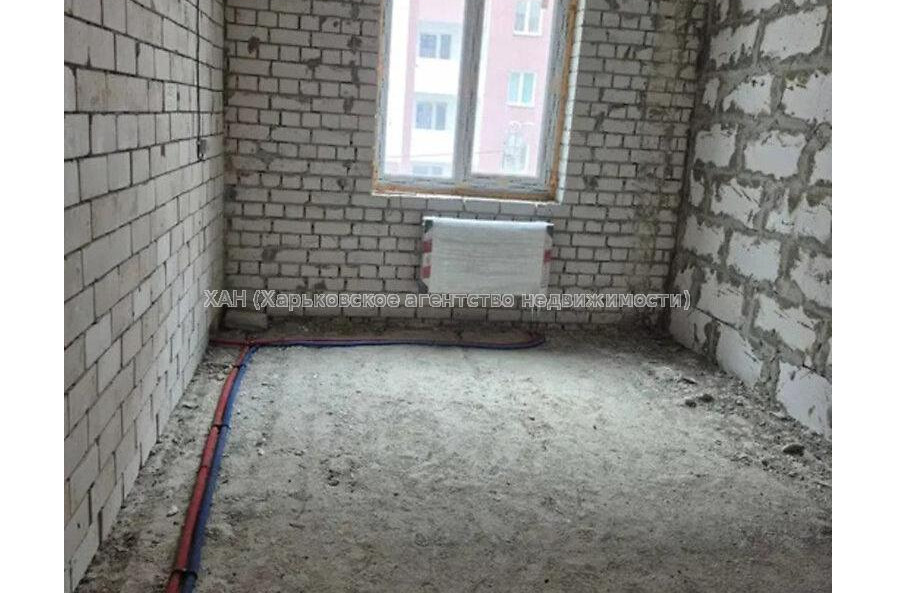 Продам квартиру, Шевченковский пер. , 1 кім., 42.20 м², без внутренних работ 