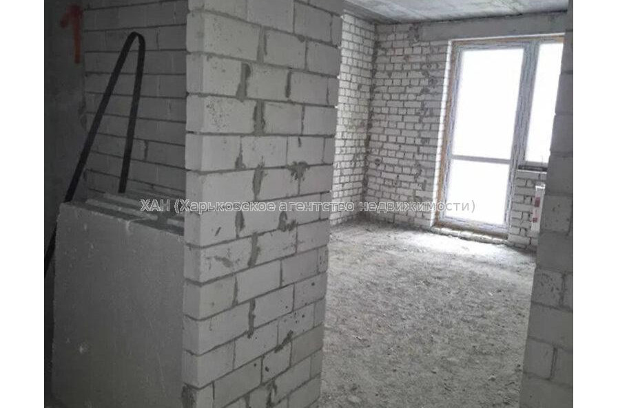 Продам квартиру, Шевченковский пер. , 1 кім., 42.20 м², без внутренних работ 