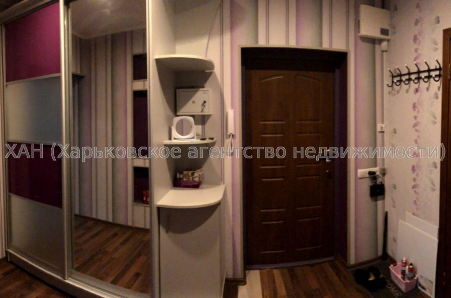 Продам квартиру, Соборности Украины ул. , 1 кім., 48.30 м², евроремонт 