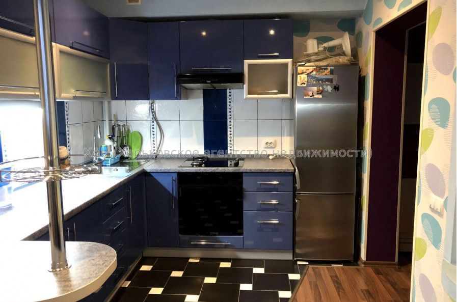 Продам квартиру, Соборности Украины ул. , 1 кім., 48.30 м², евроремонт 