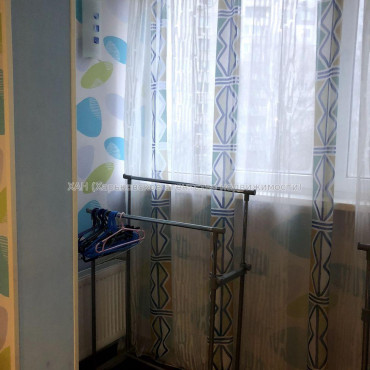 Продам квартиру, Соборности Украины ул. , 1 кім., 48.30 м², евроремонт 