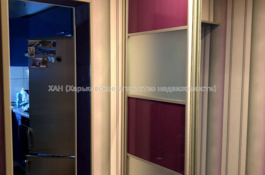 Продам квартиру, Соборности Украины ул. , 1 кім., 48.30 м², евроремонт 