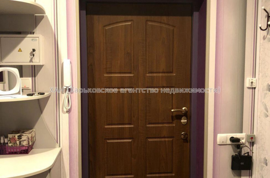 Продам квартиру, Соборности Украины ул. , 1 кім., 48.30 м², евроремонт 