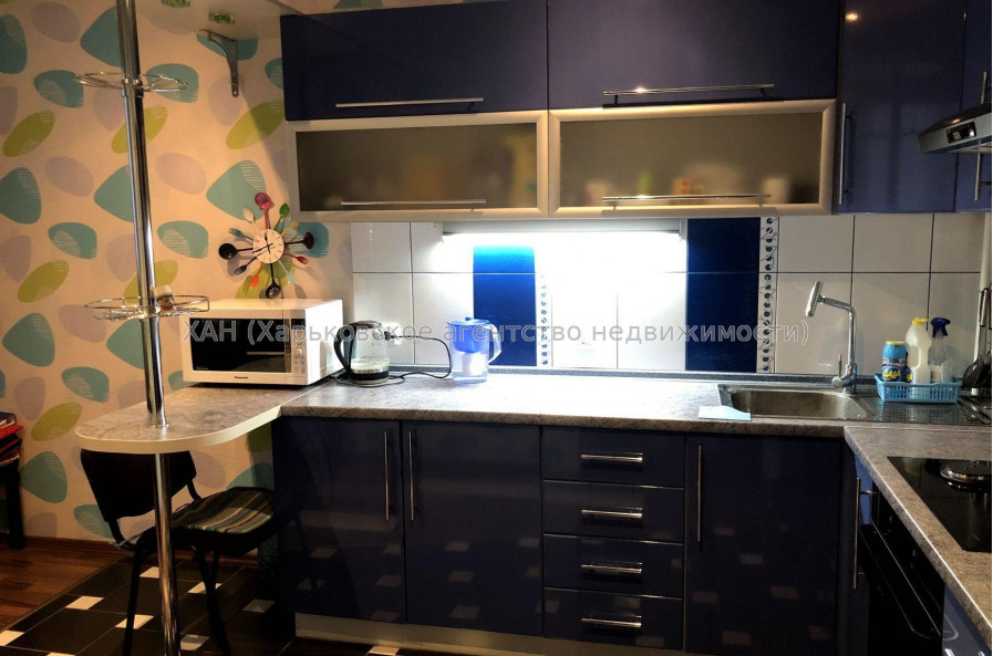 Продам квартиру, Соборности Украины ул. , 1 кім., 48.30 м², евроремонт 