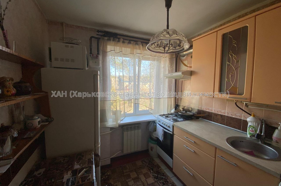 Продам квартиру, Камышовая ул. , 1 кім., 28 м², советский ремонт 