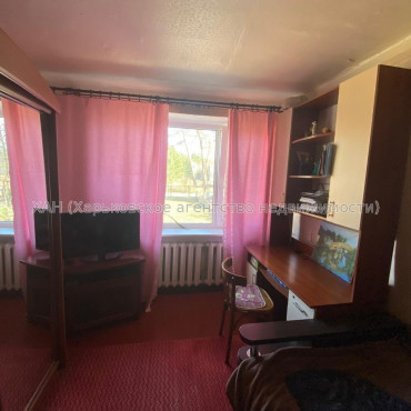 Продам квартиру, Камышовая ул. , 1 кім., 28 м², советский ремонт 