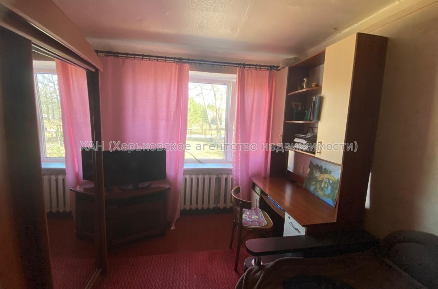 Продам квартиру, Камышовая ул. , 1 кім., 28 м², советский ремонт 