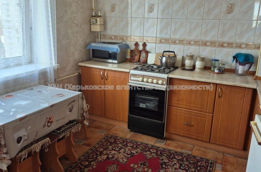 Сдам квартиру, Британская ул. , 1  ком., 40 м², косметический ремонт 