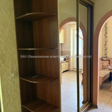 Продам квартиру, Кушнарева ул. , 1 кім., 38 м², капитальный ремонт 