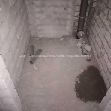 Продам квартиру, Лисаветинская ул. , 2 кім., 52.50 м², без внутренних работ 