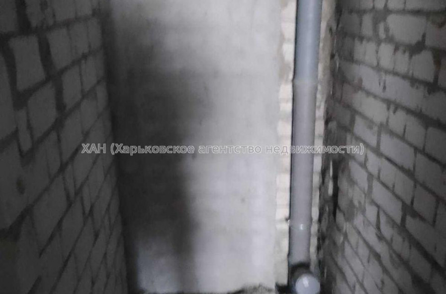 Продам квартиру, Лисаветинская ул. , 2 кім., 52.50 м², без внутренних работ 