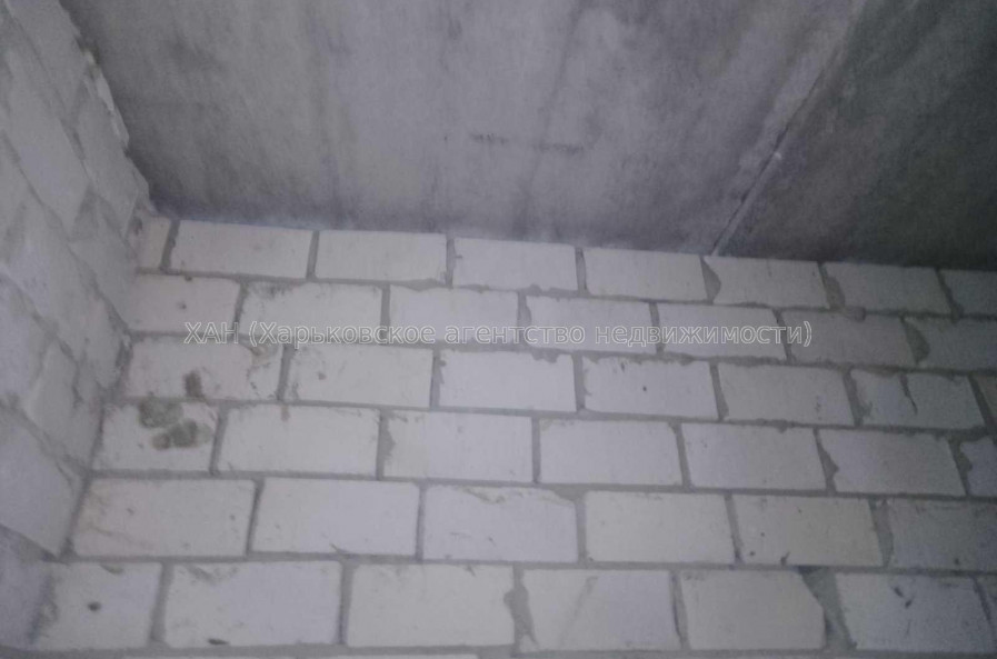 Продам квартиру, Лисаветинская ул. , 2 кім., 52.50 м², без внутренних работ 