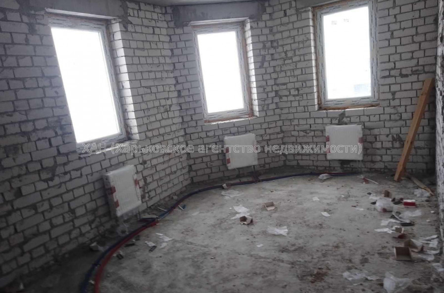 Продам квартиру, Лисаветинская ул. , 2 кім., 52.50 м², без внутренних работ 