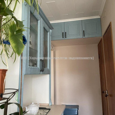 Продам квартиру, Победы просп. , 2 кім., 47 м², капитальный ремонт 