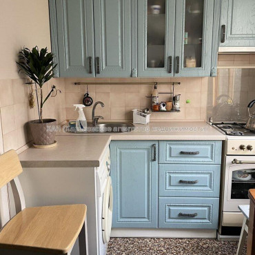 Продам квартиру, Победы просп. , 2 кім., 47 м², капитальный ремонт 