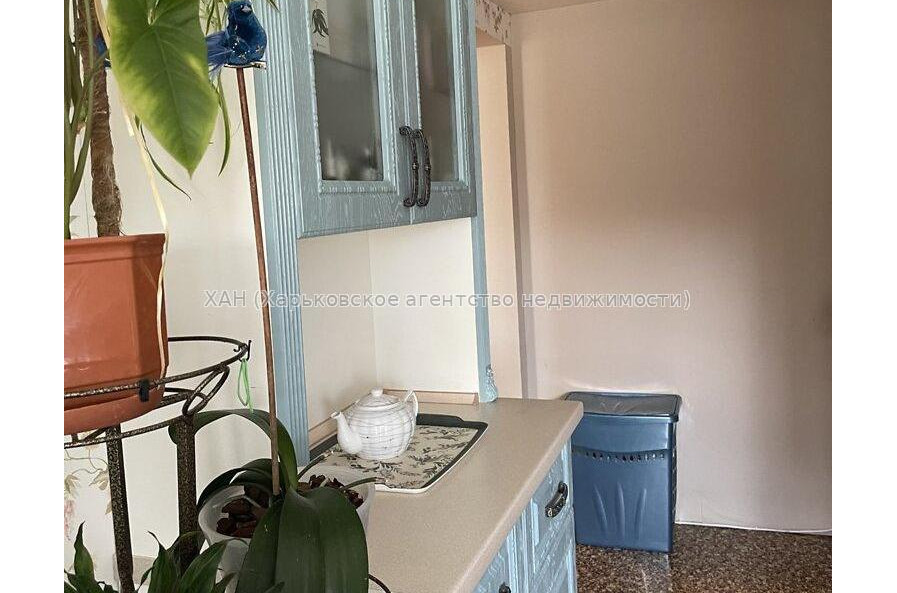 Продам квартиру, Победы просп. , 2 кім., 47 м², капитальный ремонт 