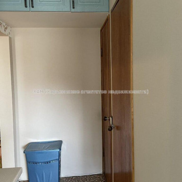 Продам квартиру, Победы просп. , 2 кім., 47 м², капитальный ремонт 