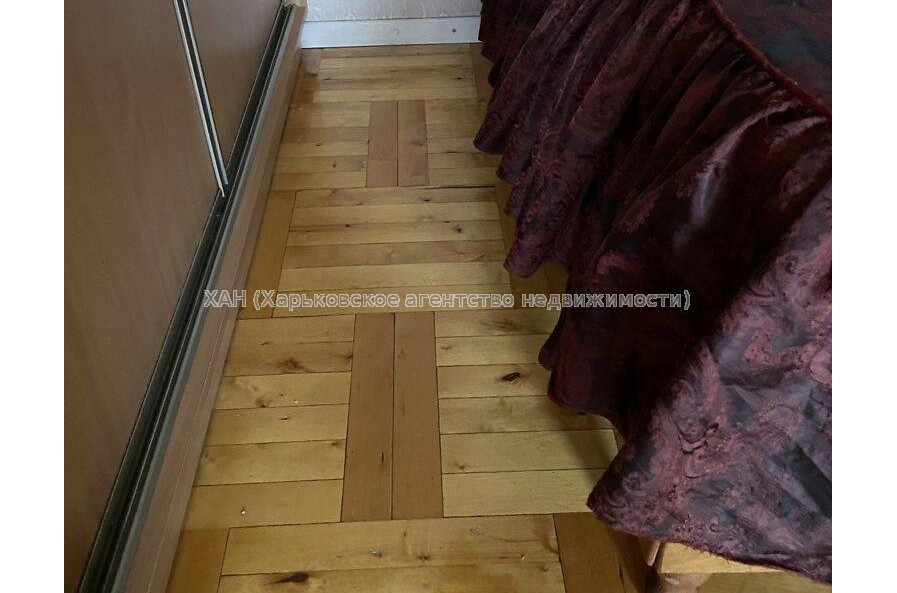 Продам квартиру, Победы просп. , 2 кім., 47 м², капитальный ремонт 