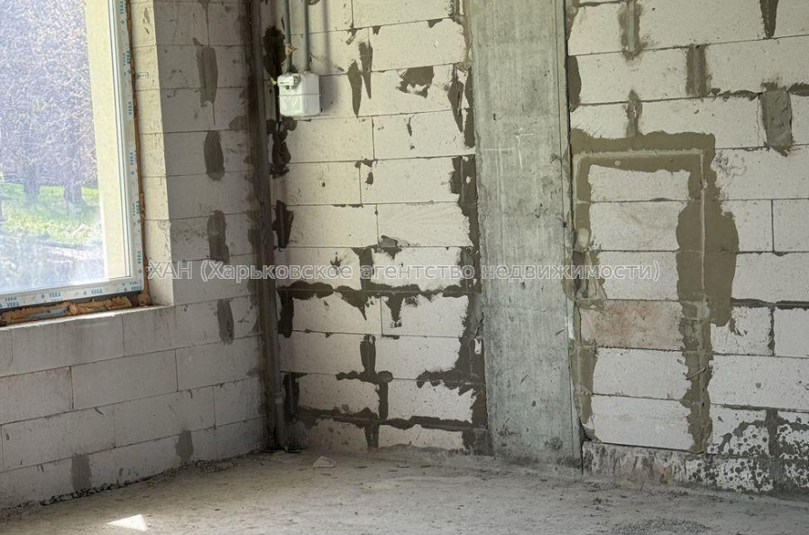 Продам квартиру, Липовая ул. , 2 кім., 72.20 м², без ремонта 