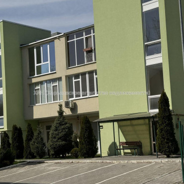 Продам квартиру, Липовая ул. , 2 кім., 72.20 м², без ремонта 