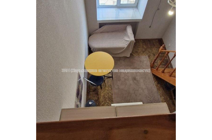Продам квартиру, Николаевская ул. , 1 кім., 23.60 м², капитальный ремонт 