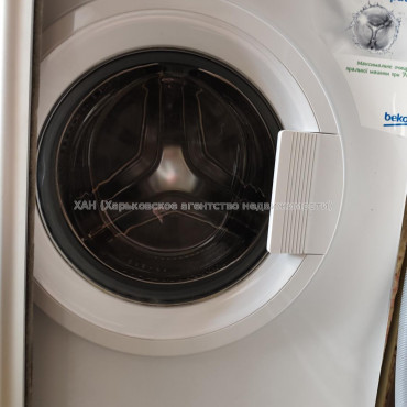 Продам квартиру, Николаевская ул. , 1 кім., 17.40 м², капитальный ремонт 