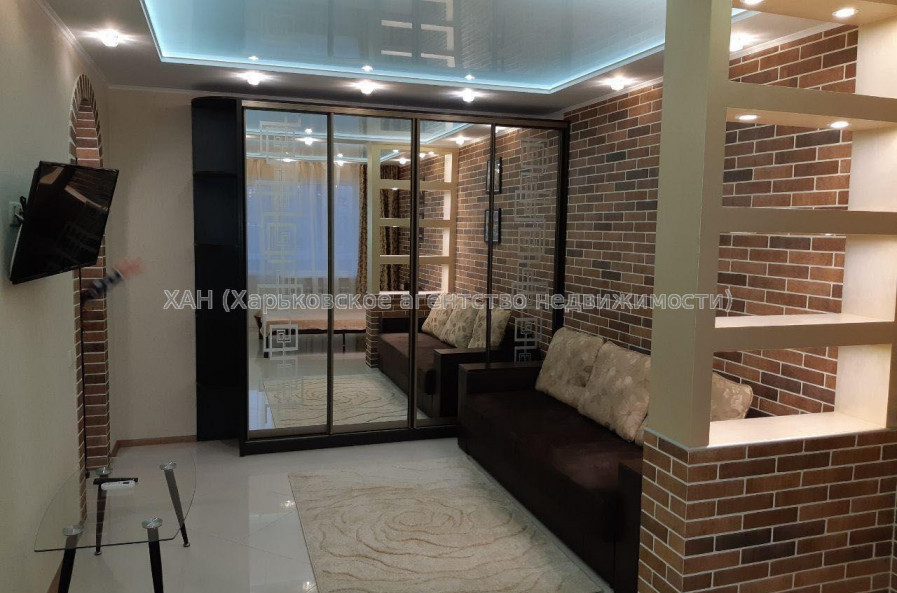 Продам квартиру, Академика Павлова ул. , 1 кім., 33 м², евроремонт 