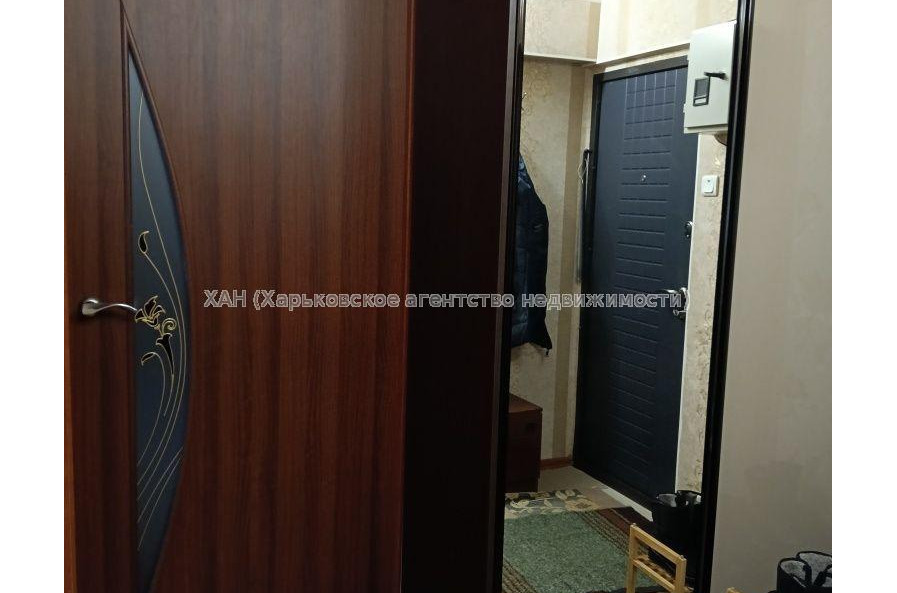 Продам квартиру, Амосова ул. , 3  ком., 69 м², евроремонт 