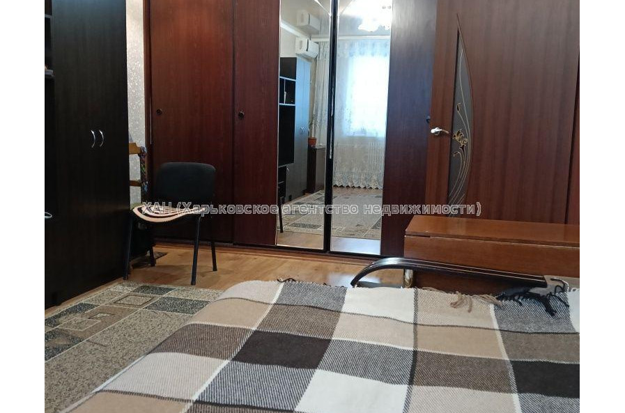 Продам квартиру, Амосова ул. , 3  ком., 69 м², евроремонт 