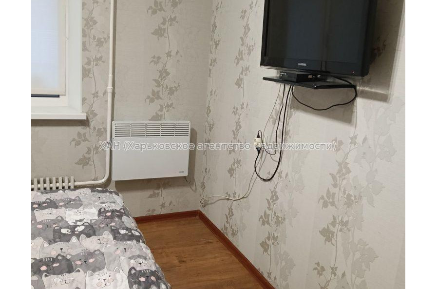 Продам квартиру, Амосова ул. , 3  ком., 69 м², евроремонт 