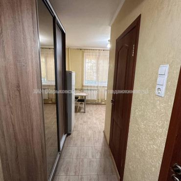 Продам квартиру, Саперная ул. , 1 кім., 32 м², капитальный ремонт 