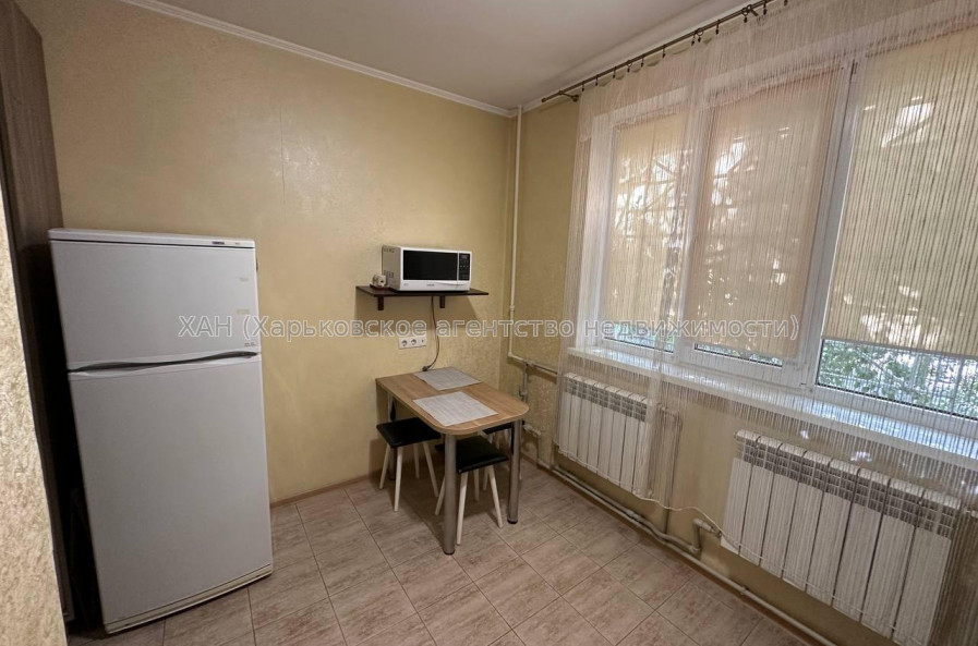 Продам квартиру, Саперная ул. , 1 кім., 32 м², капитальный ремонт 