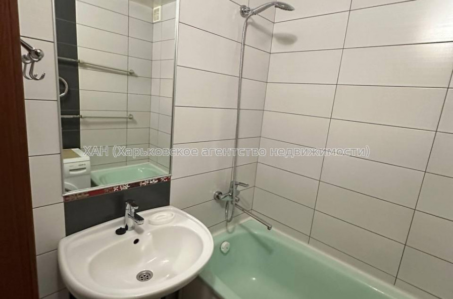 Продам квартиру, Саперная ул. , 1 кім., 32 м², капитальный ремонт 