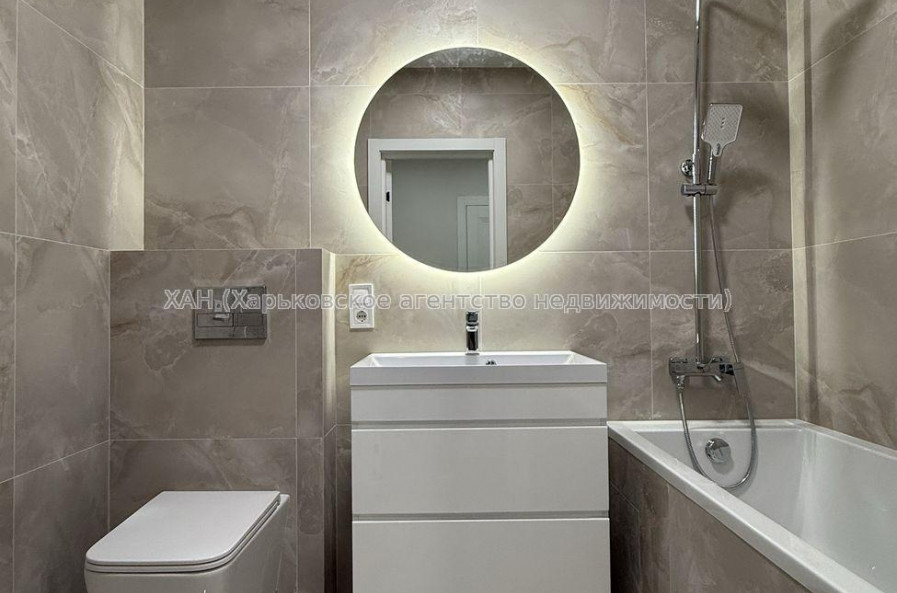 Продам квартиру, Мира ул. , 1  ком., 39 м², авторский дизайн 