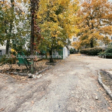 Продам квартиру, Куликовский спуск , 2 кім., 61.10 м², косметический ремонт 