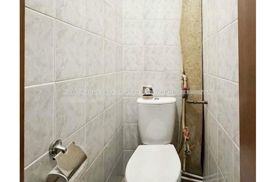 Продам квартиру, Куликовский спуск , 2 кім., 61.10 м², косметический ремонт 