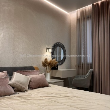 Продам квартиру, Профессорская ул. , 2 кім., 60 м², авторский дизайн 