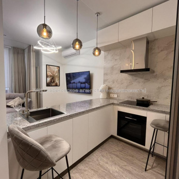 Продам квартиру, Профессорская ул. , 2 кім., 60 м², авторский дизайн 