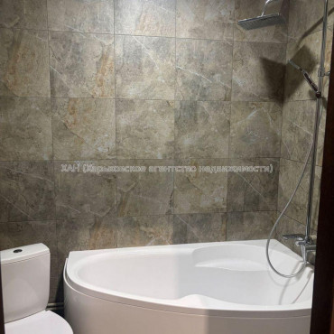 Продам квартиру, Пискуновский пер. , 1 кім., 43 м², капитальный ремонт 