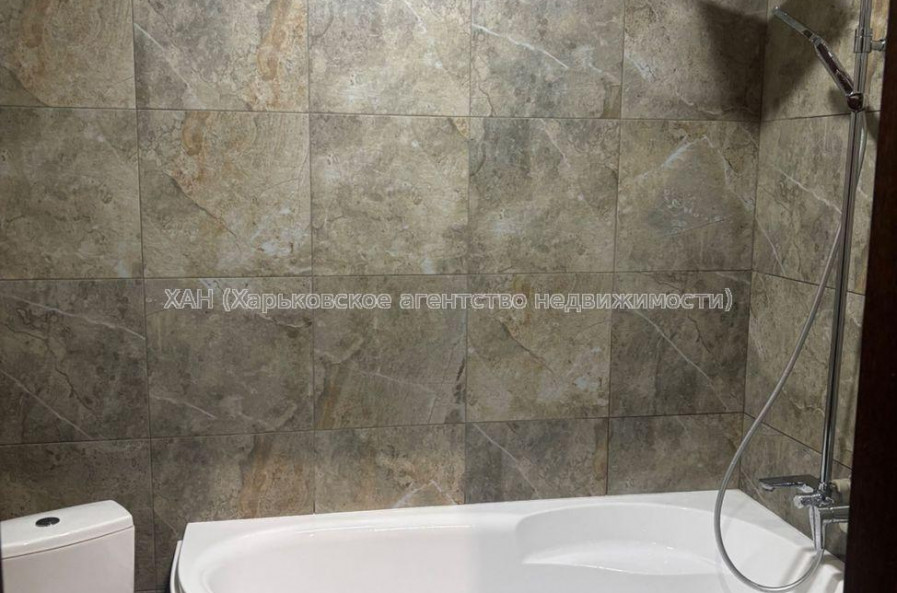 Продам квартиру, Пискуновский пер. , 1 кім., 43 м², капитальный ремонт 