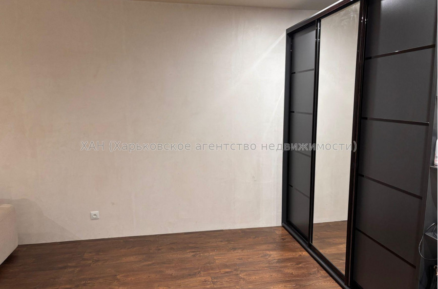 Продам квартиру, Пискуновский пер. , 1 кім., 43 м², капитальный ремонт 