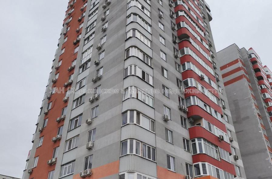 Продам квартиру, Победы просп. , 65Г , 2 кім., 50 м², косметический ремонт 