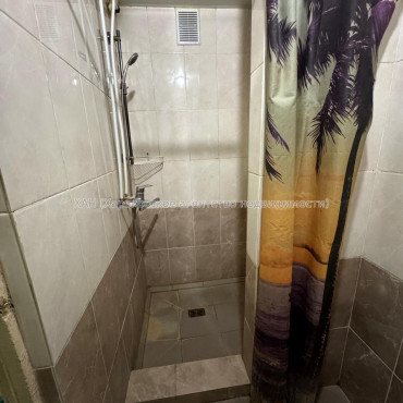 Продам квартиру, Благодатная ул. , 1 кім., 46 м², косметический ремонт 