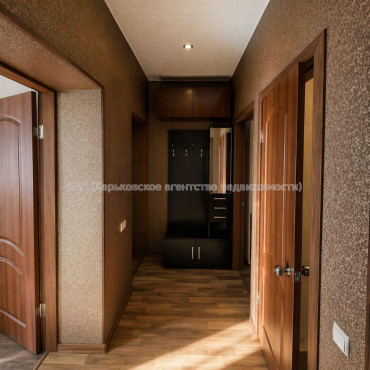 Продам квартиру, Морозова ул. , 2  ком., 54 м², капитальный ремонт 