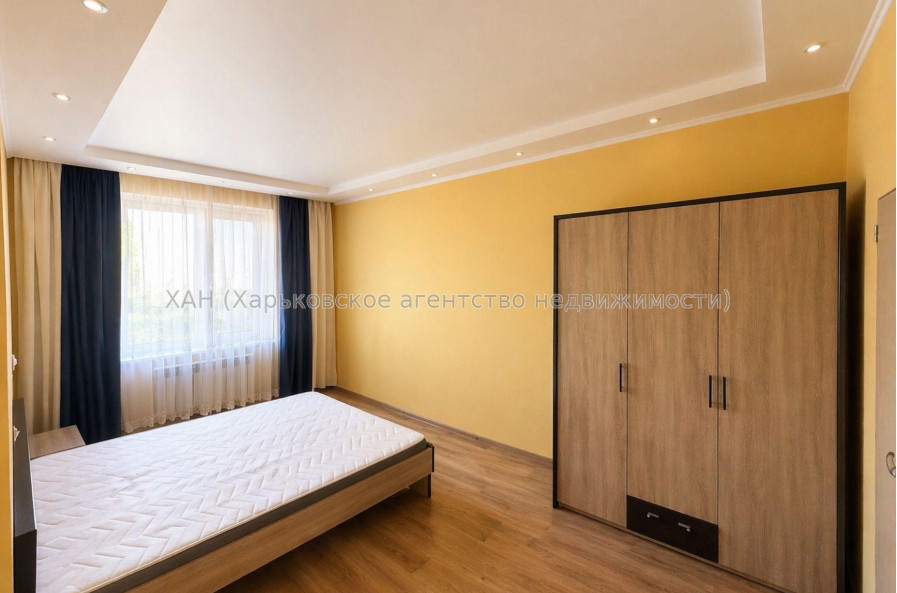 Продам квартиру, Морозова ул. , 2  ком., 54 м², капитальный ремонт 