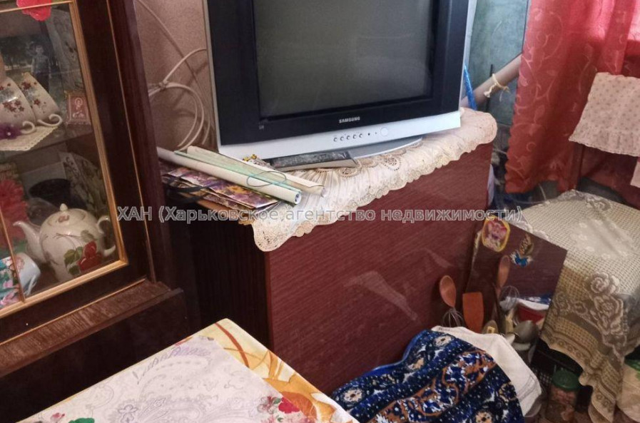 Продам квартиру, Каркача Ивана бульв. , 1  ком., 13 м², косметический ремонт 