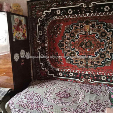 Продам квартиру, Каркача Ивана бульв. , 1  ком., 13 м², косметический ремонт 